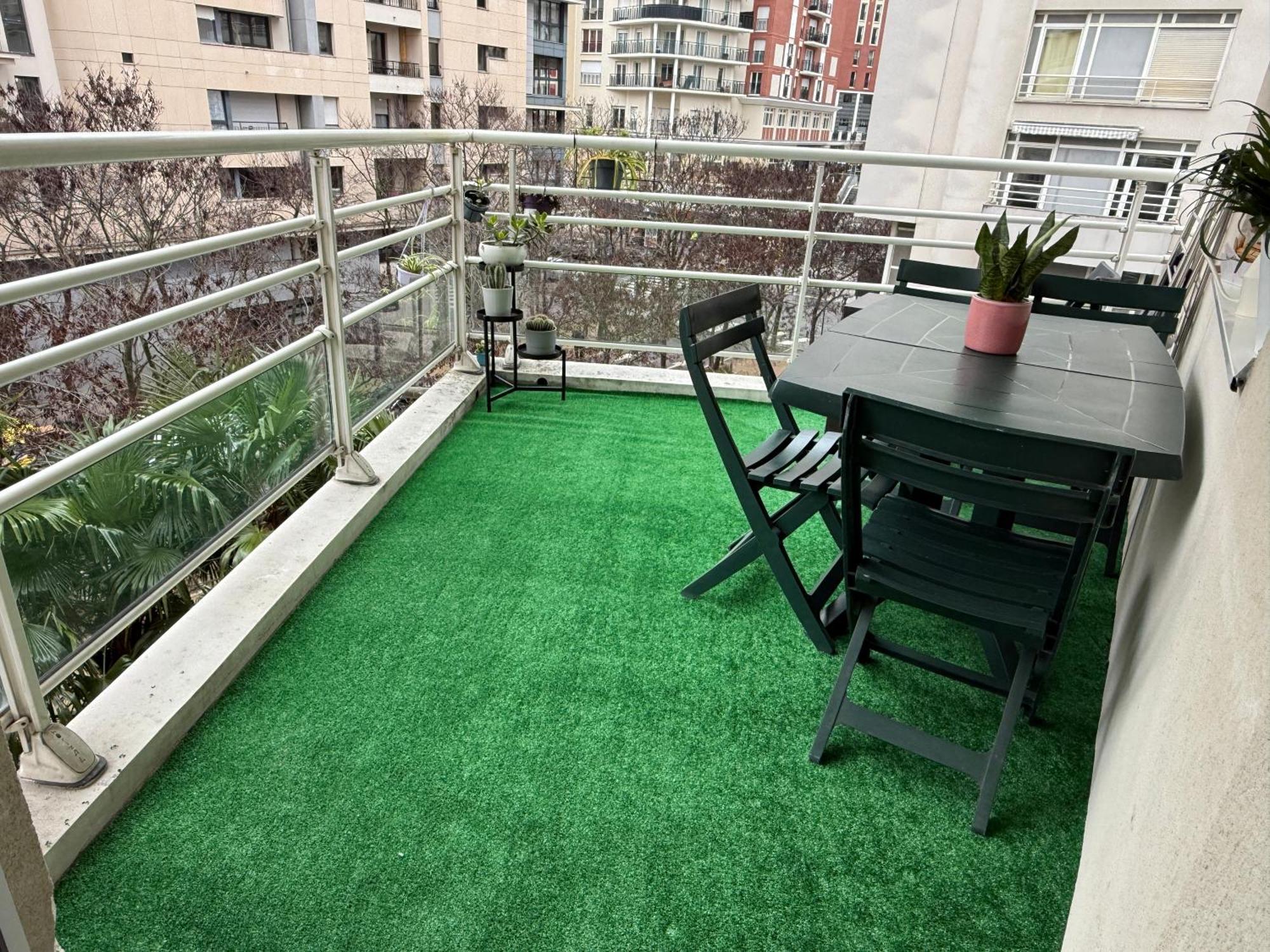 Cosy 2p Avec Balcon Paris La Defense Parking Gratuit Apartment